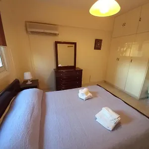 Апартаменты 2 Bedroom Near Finikoudes, Ларнака